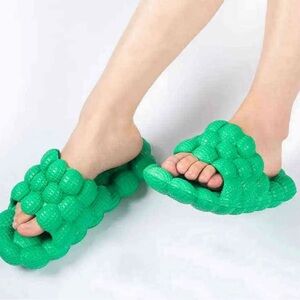 Women's Summer Textured Bubble Slides